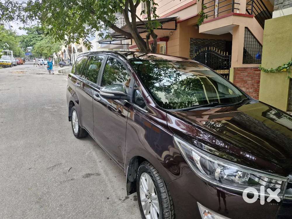 Toyota Innova Crysta 2016
