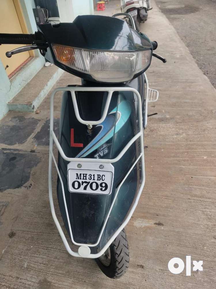 Tvs scooty store old model olx