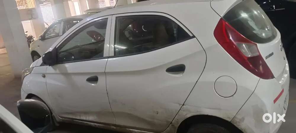 Hyundai Eon 2012 Petrol 142000 Km Driven