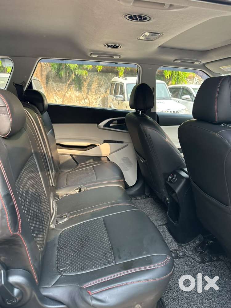 Kia Carens G1.5 6mt Gravity, 2024, Petrol