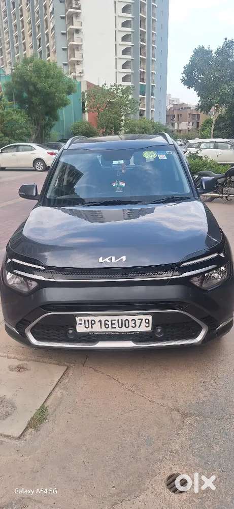 Kia Carens 15000 Km Driven