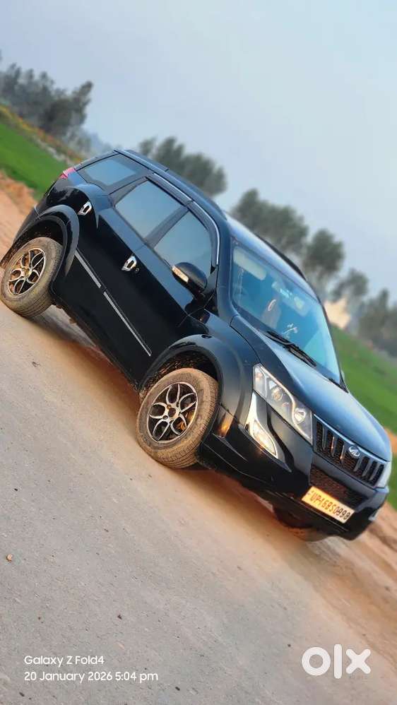Mahindra Xuv500 2017 Diesel 75050 Km Driven