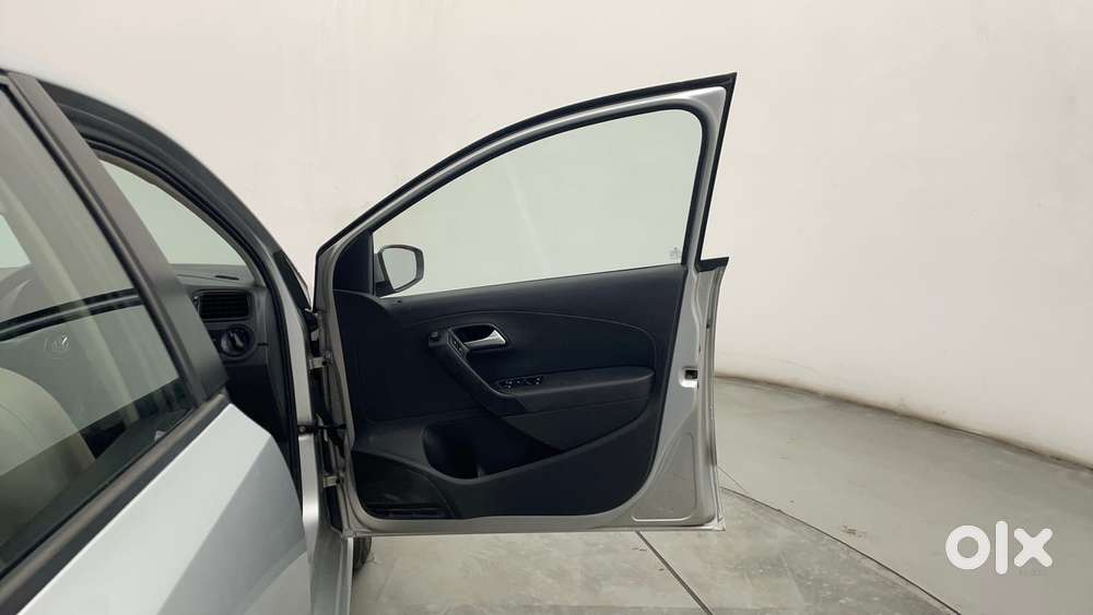 Volkswagen Polo Petrol Comfortline 1.2l, 2016, Petrol