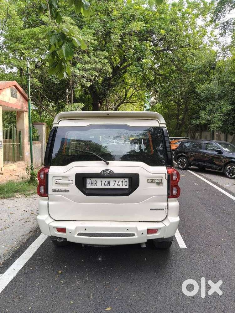 Mahindra Scorpio S10, 2017, Diesel