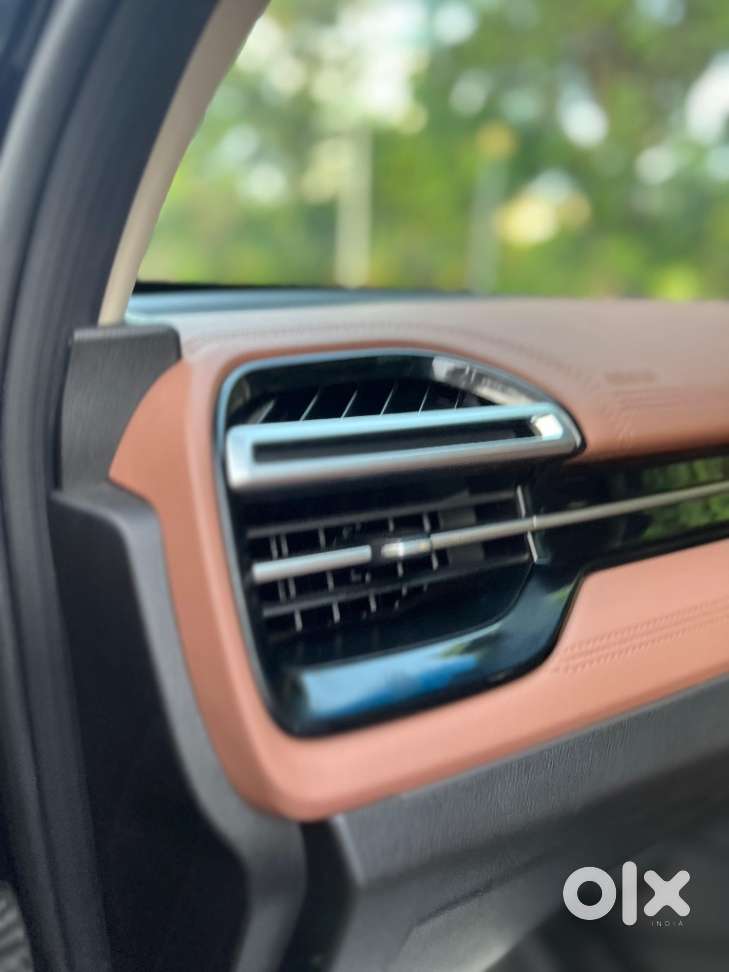 Mg Hector Plus Savvy Pro 1.5 Turbo Petrol Cvt 7 Str, 2023, Petrol