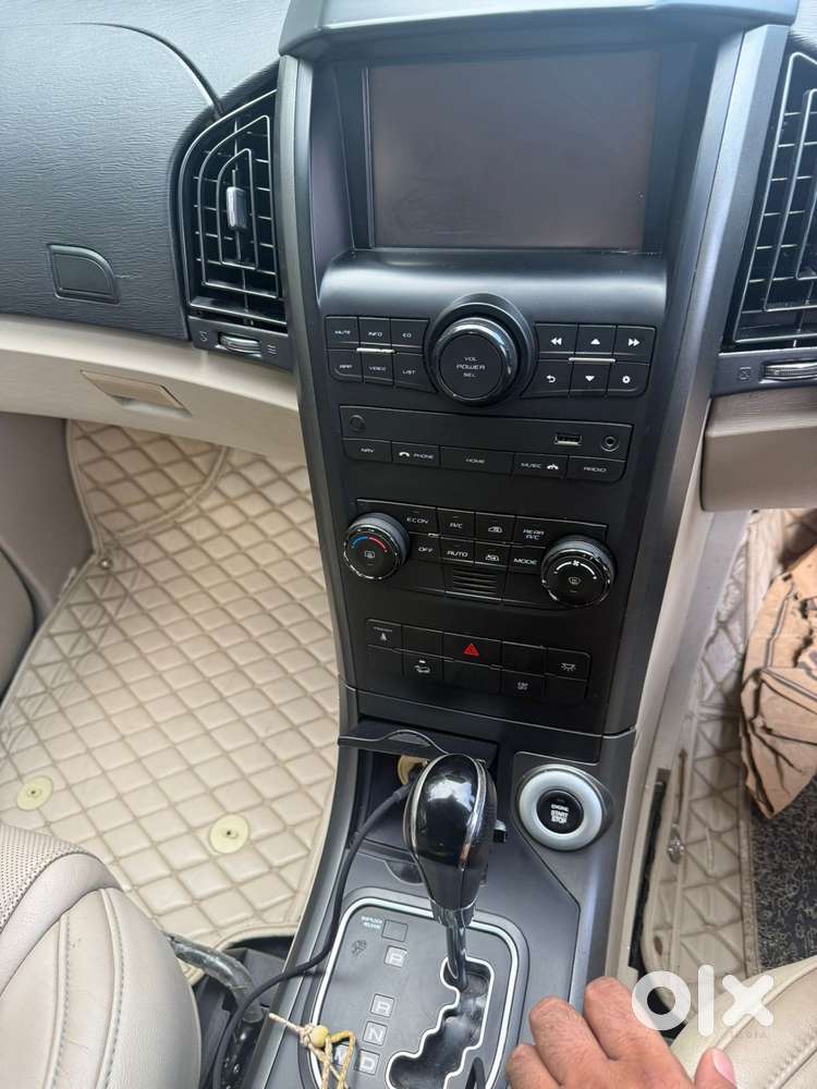 Mahindra Xuv500 At W10 Fwd, 2017, Diesel