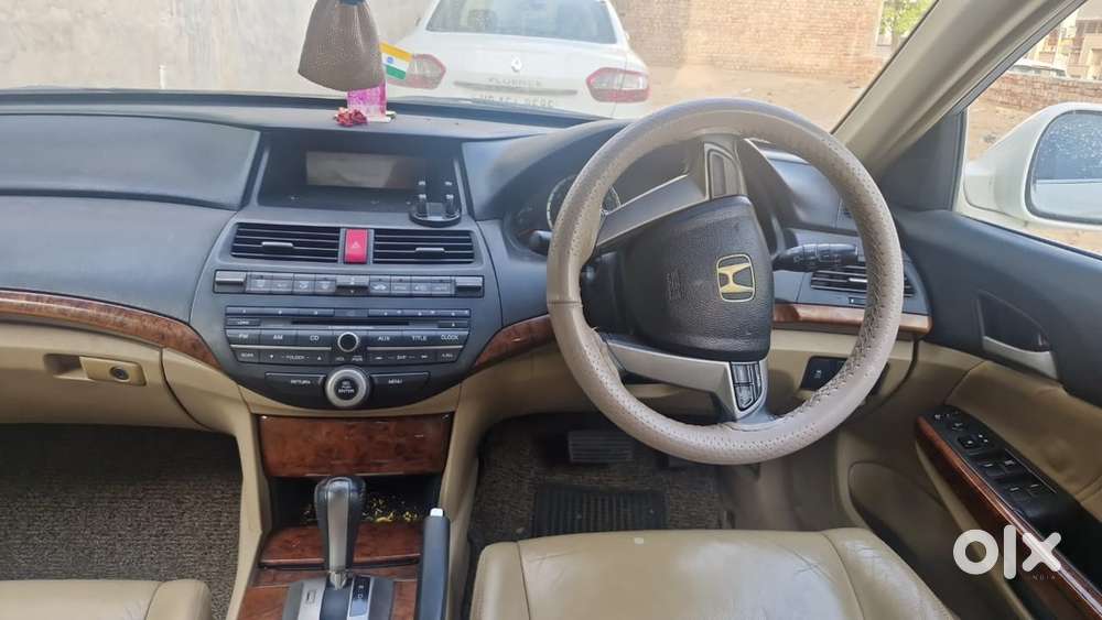 Honda Accord 2011 Petrol