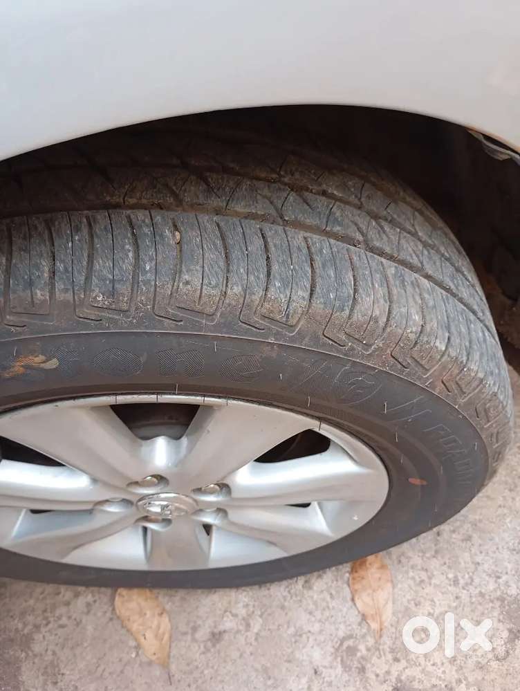 Toyota Corolla Altis 2011 Diesel 160000 Km Driven
