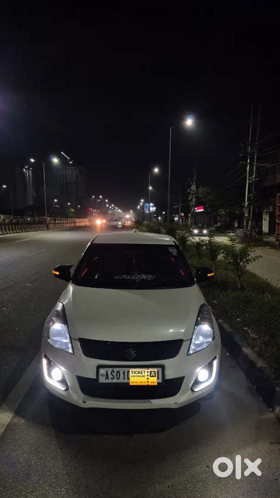 Maruti Suzuki Swift Vxi 2017