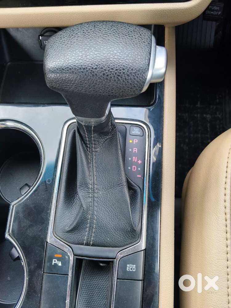 Kia Carnival Prestige, 2020, Diesel