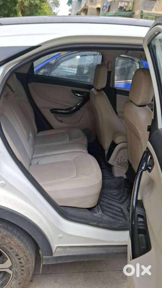 Single-user Maintained Tata Nexon Xz+ Lux (s) 2023  19,500 Km