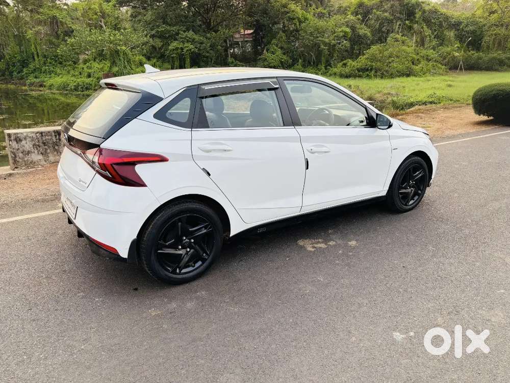 Hyundai I20 2022 Petrol 68000 Km Driven Well Maintained