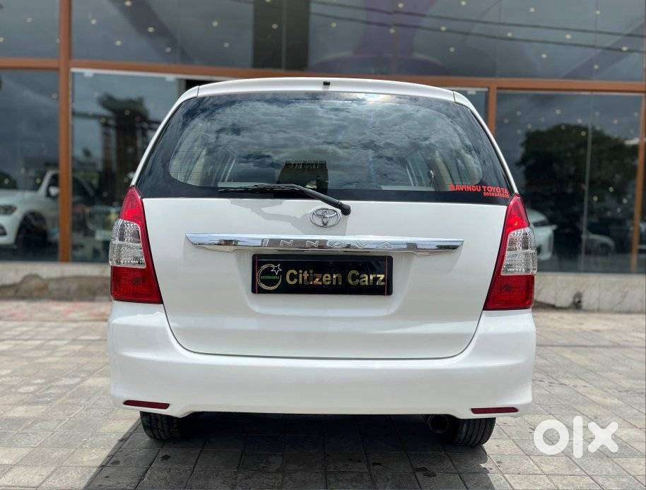 Toyota Innova 2.0 E, 2009, Petrol