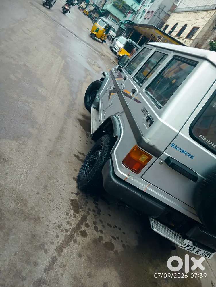 Mahindra Bolero Petrol Manual 2007