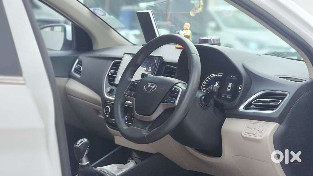 Hyundai Verna 1.5 Sx Petrol Mt, 2022, Petrol