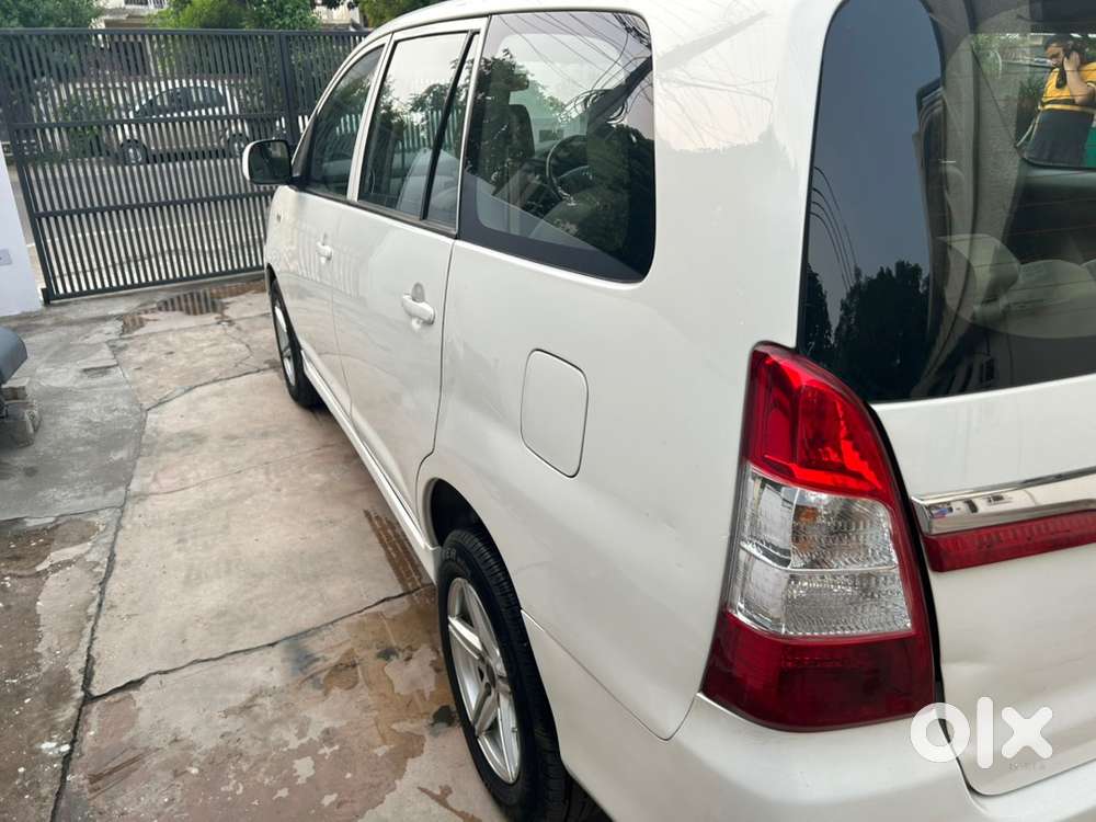 Toyota Innova Diesel Manual 2012