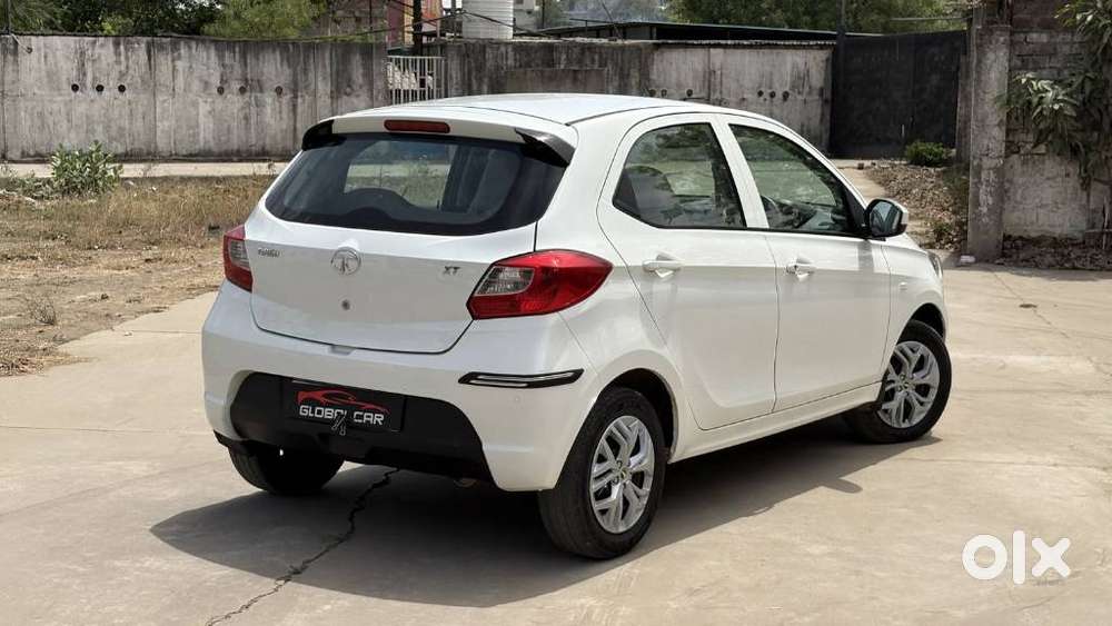 Tata Tiago 1.2 Revotron Xt (o), 2017, Petrol