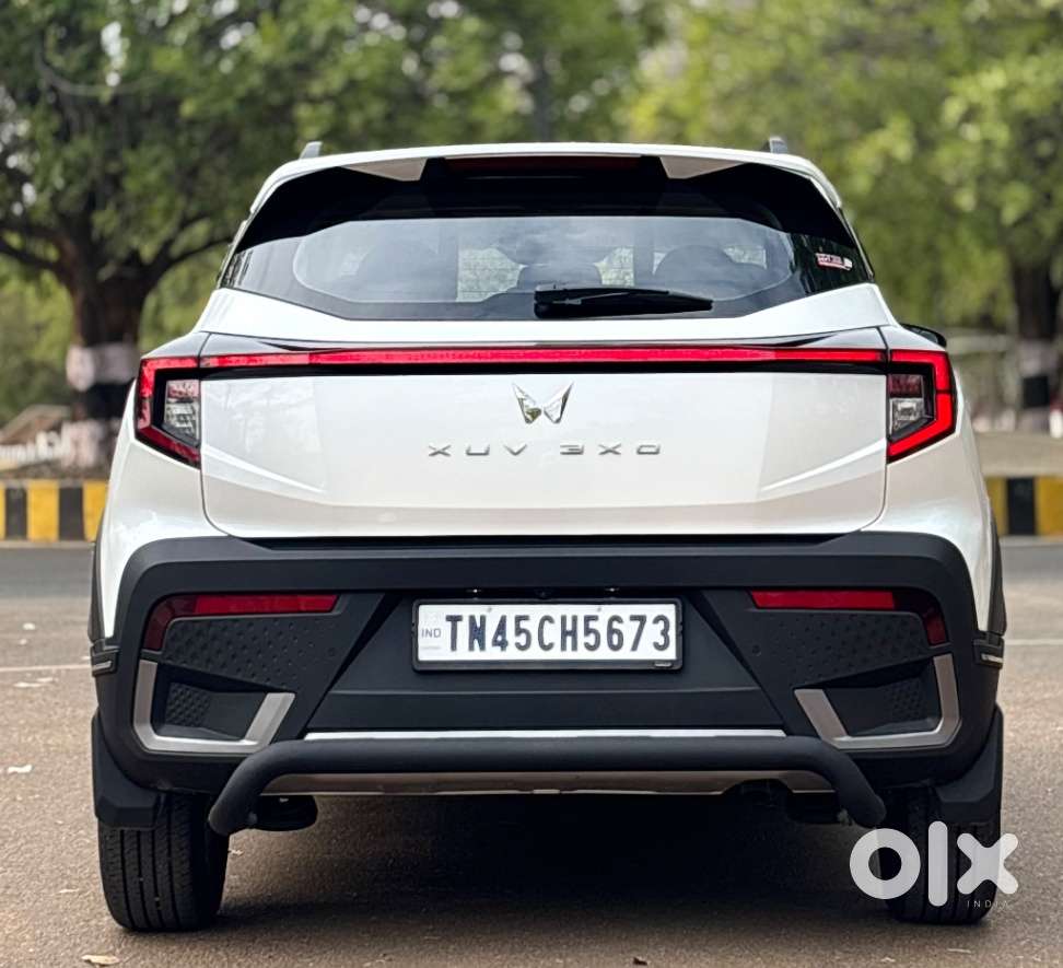 Mahindra Xuv 3xo Ax5 Pm Mt, 2025, Petrol