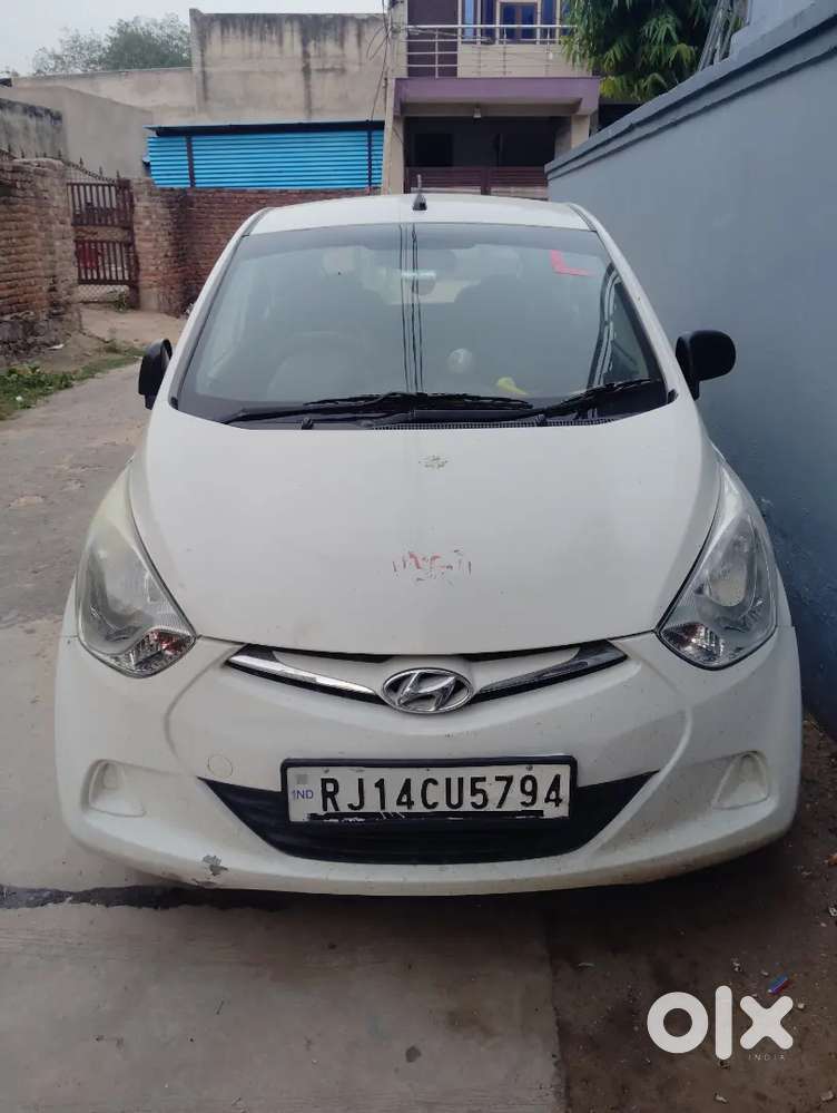 Hyundai Eon Magna Plus, Petrol + Lpg Company Fitted