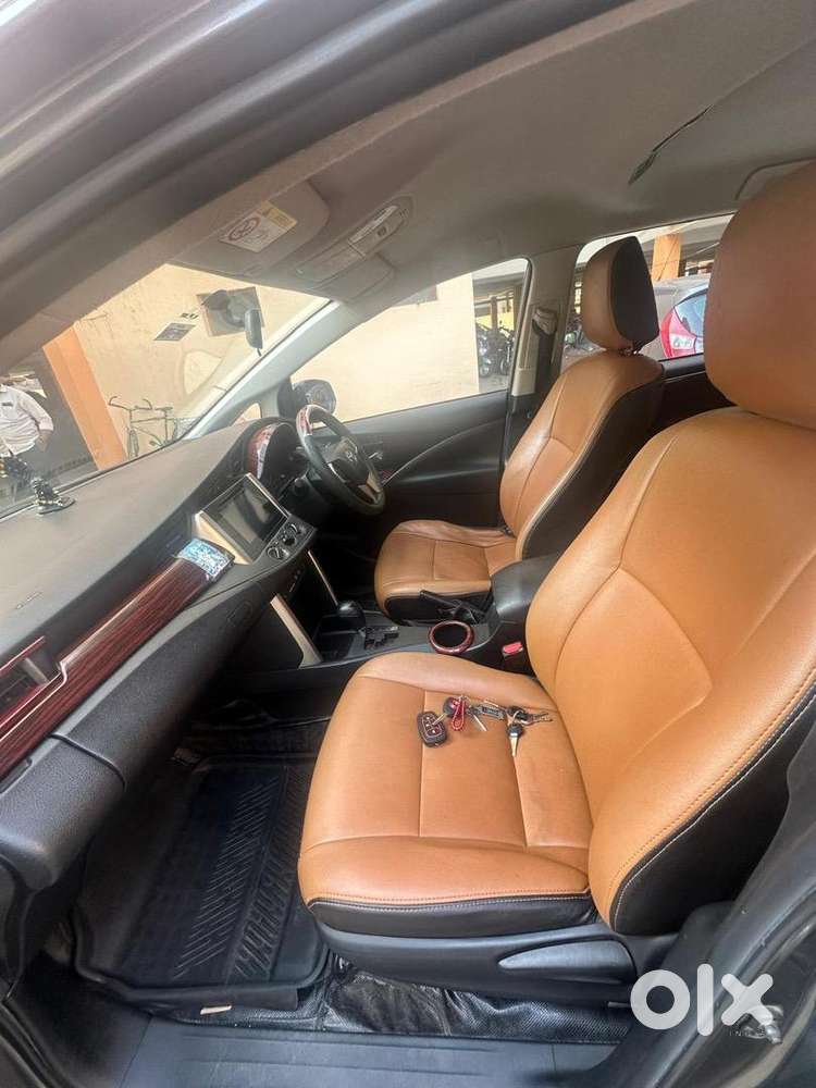 Toyota Innova Crysta 2020