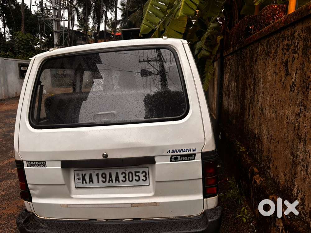 Maruti Suzuki Omni 2014