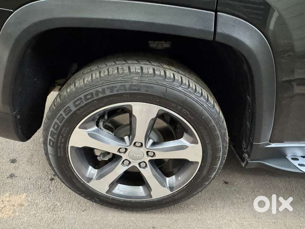 Jeep Grand Cherokee Limited (o) 4x4 At, 2024, Petrol