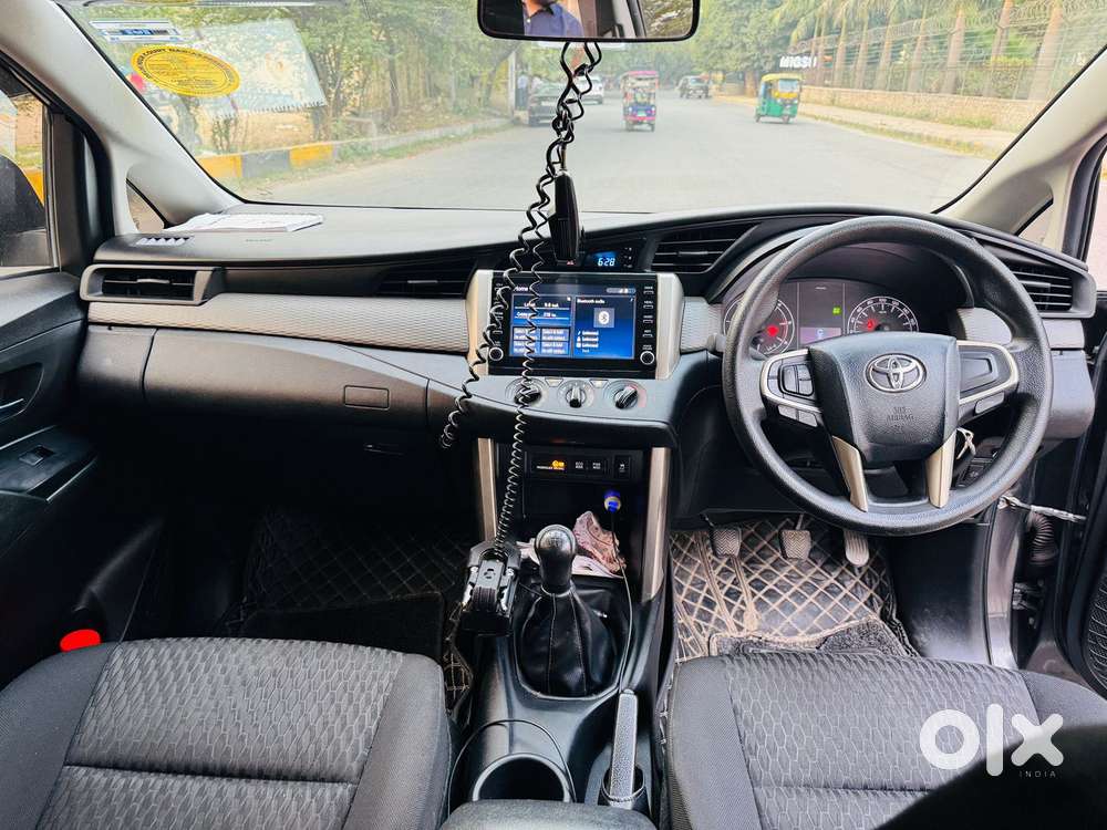 Toyota Innova Crysta 2.4 G Mt, 2022, Diesel
