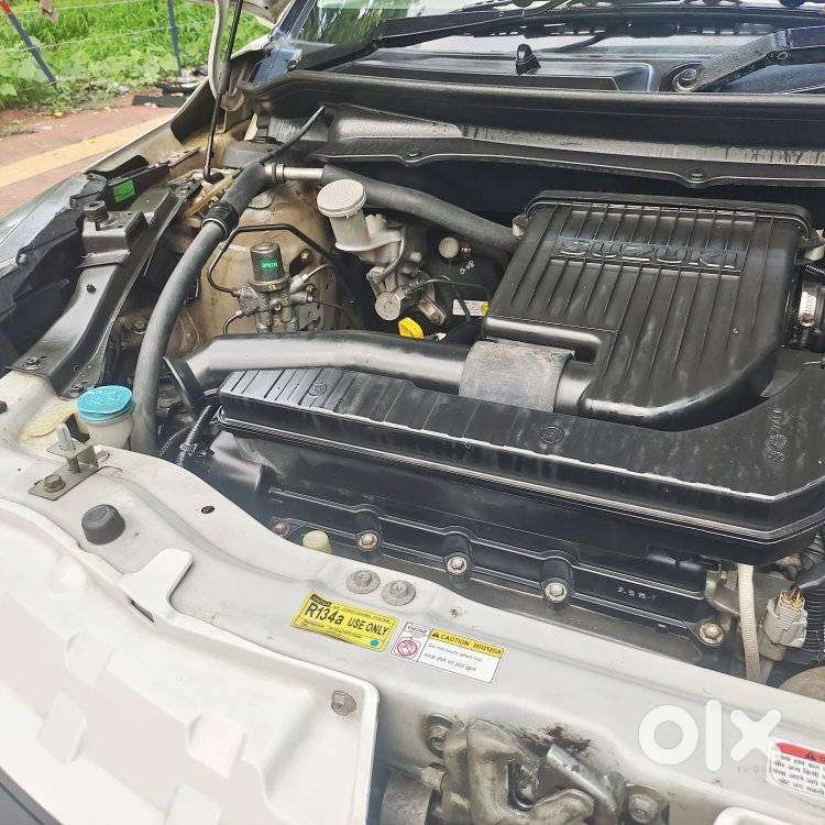 Maruti Suzuki Swift Dzire 1.2 Vxi Bsiv, 2015, Petrol