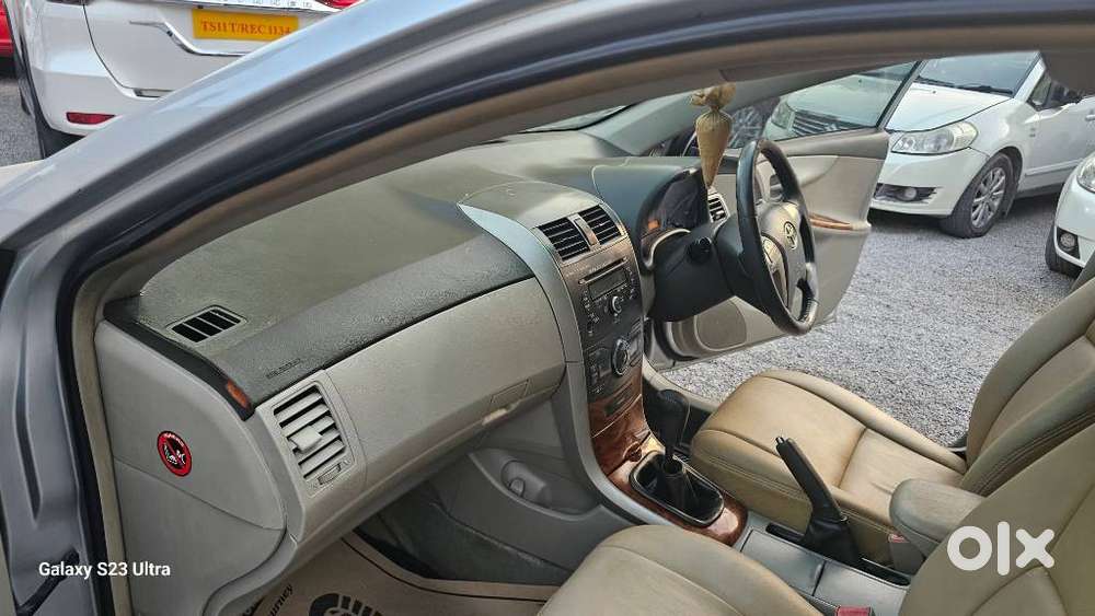 Toyota Corolla Altis 2010-2013 1.8 Js, 2010, Petrol