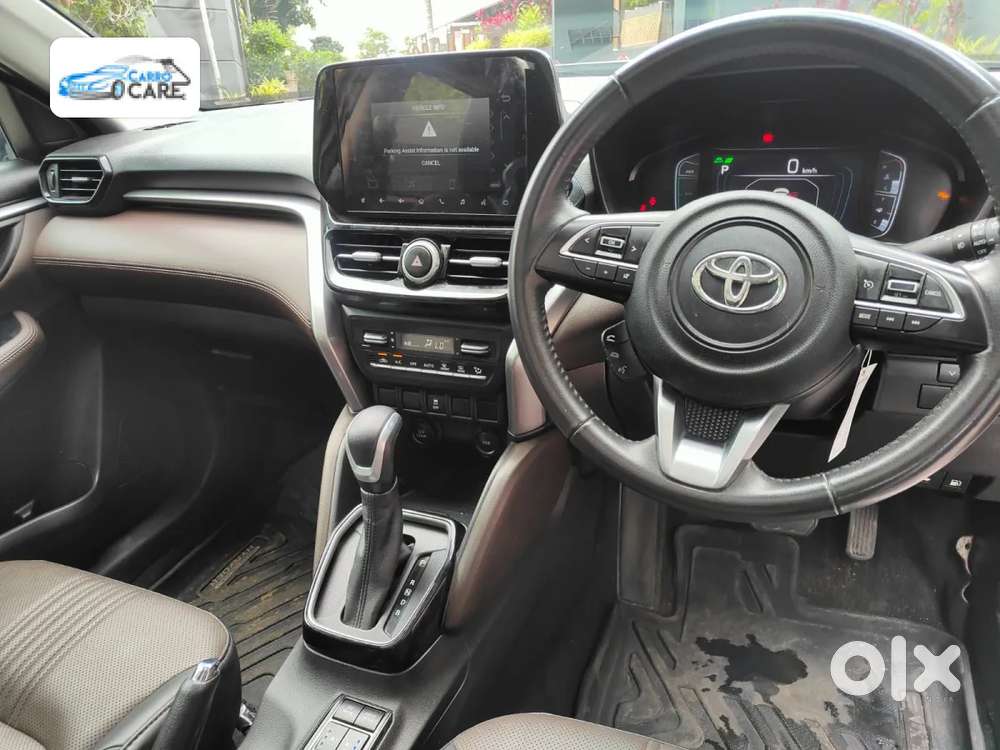 Toyota Urban Cruiser Hyryder 1.5 V Hybrid, 2024, Petrol