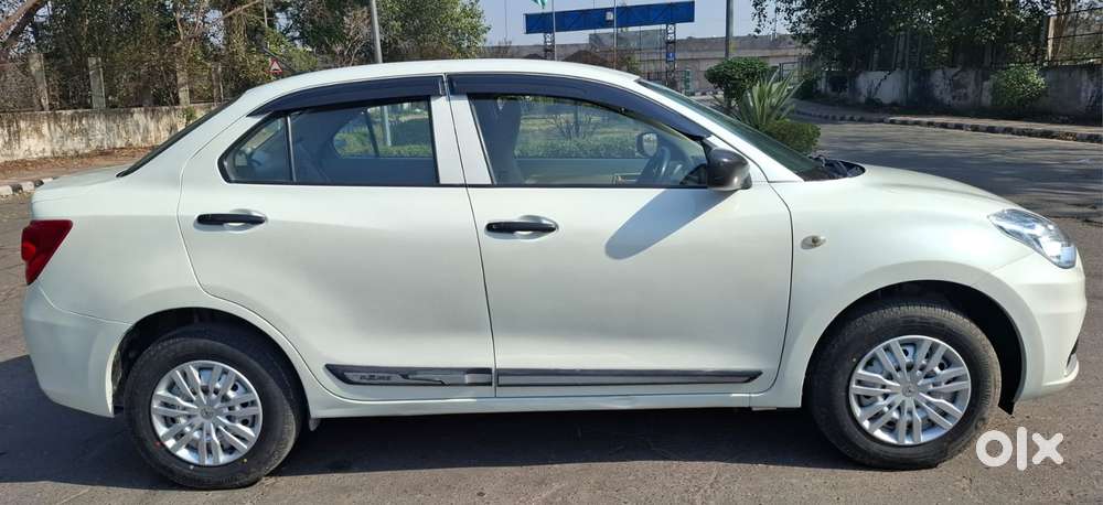 Maruti Suzuki Dzire 1.2 Lxi, 2023, Cng & Hybrids