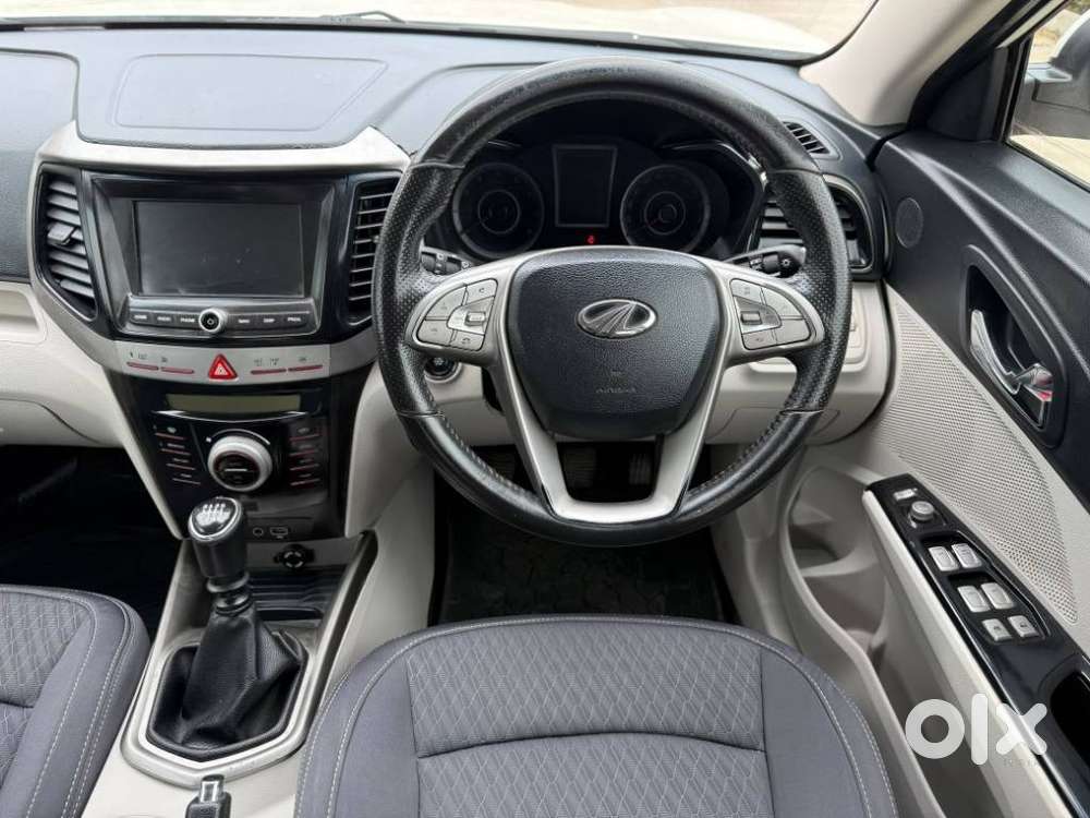 Mahindra Xuv300 W8, 2022, Petrol