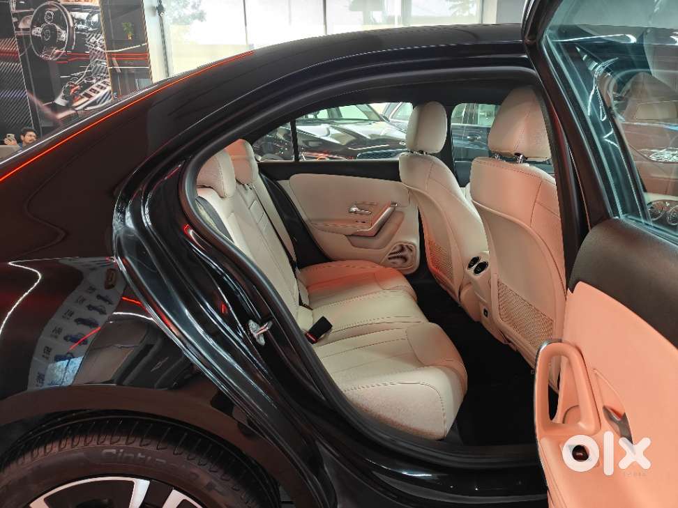 Mercedes-benz A-class Limousine 200, 2023, Petrol