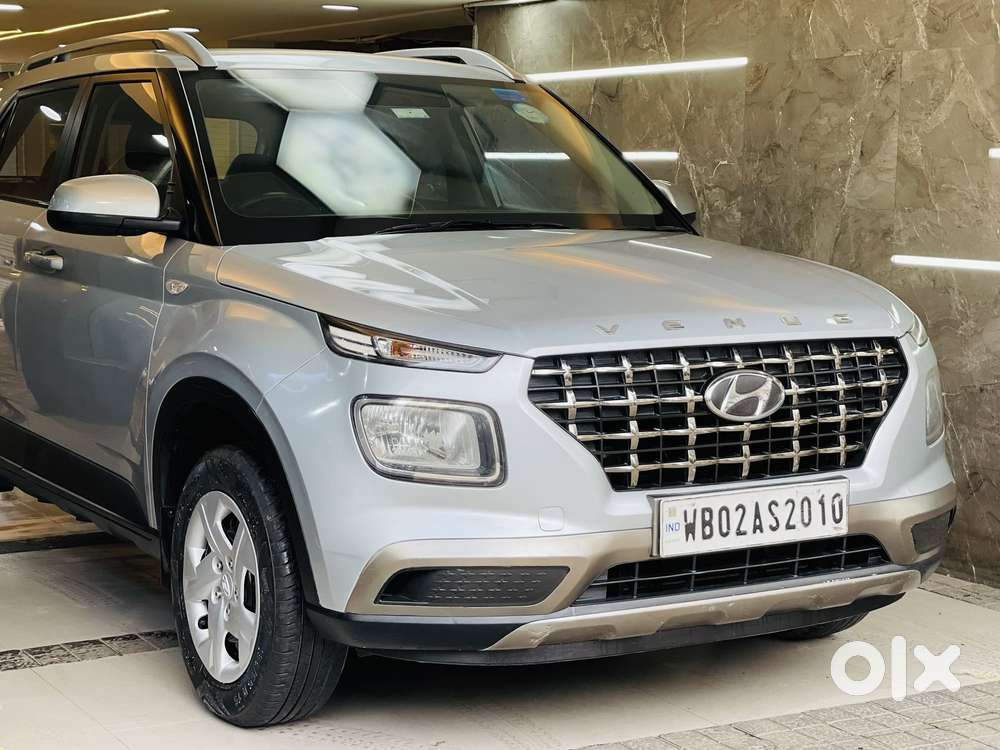Hyundai Venue 1.2 S Plus, 2022, Petrol