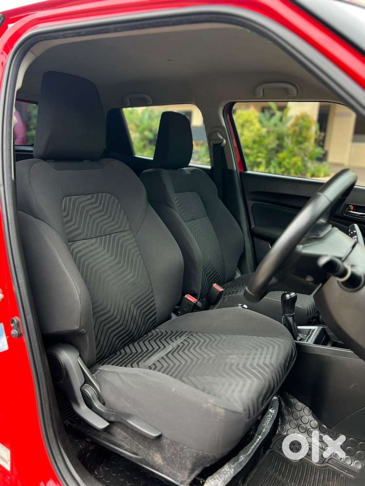 Maruti Suzuki Swift 1.3 Zxi, 2023, Petrol