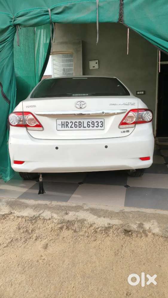 Toyota Corolla Altis 2011