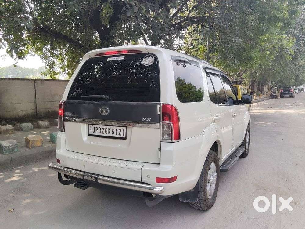Tata Safari Storme Explorer Edition, 2015, Diesel
