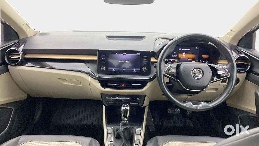 Skoda Slavia 1.0 Tsi Style At, 2022, Petrol