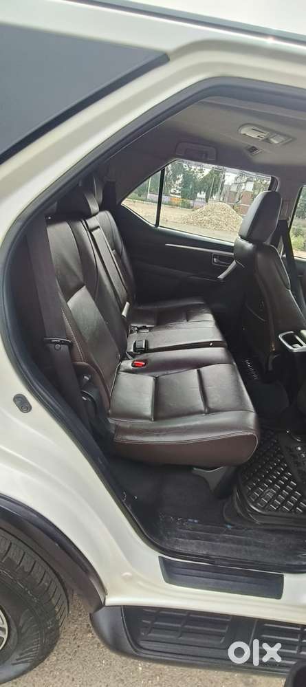 Toyota Fortuner 4x2 At 2.8 Diesel, 2017, Diesel