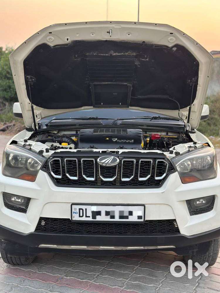 Mahindra Scorpio S4 Plus, 2017