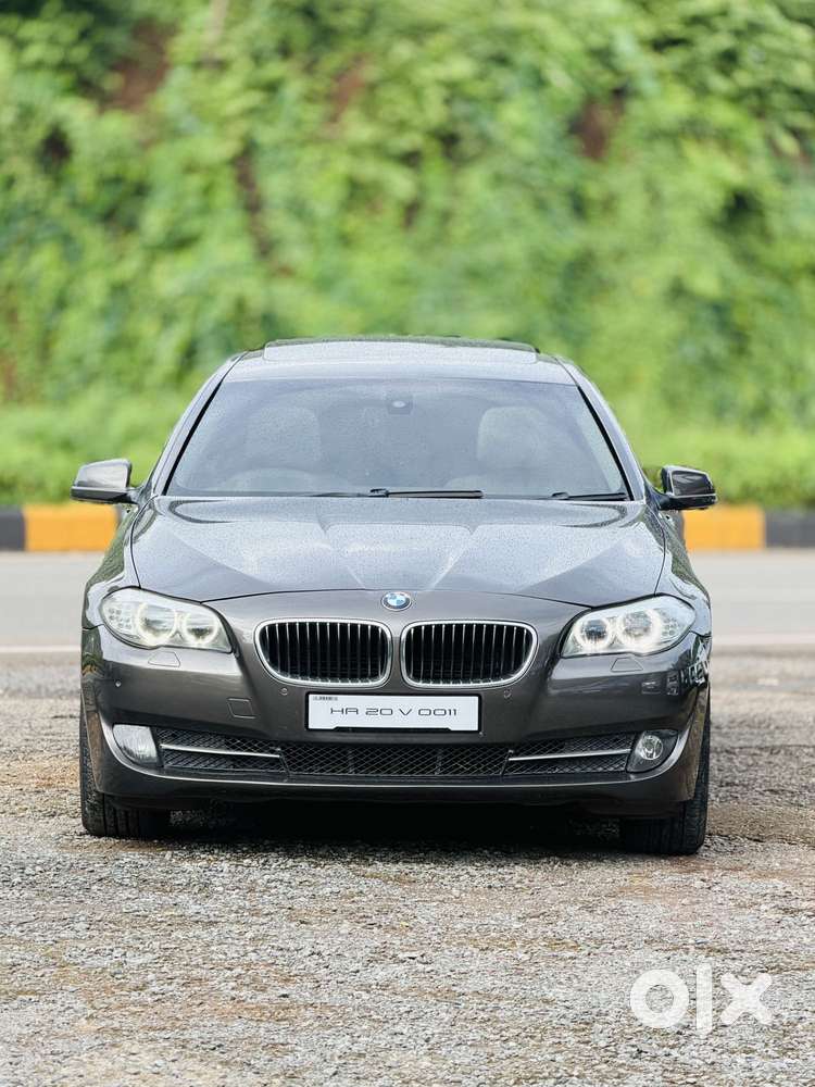 Bmw 5 Series 523i Sedan, 2011, Petrol