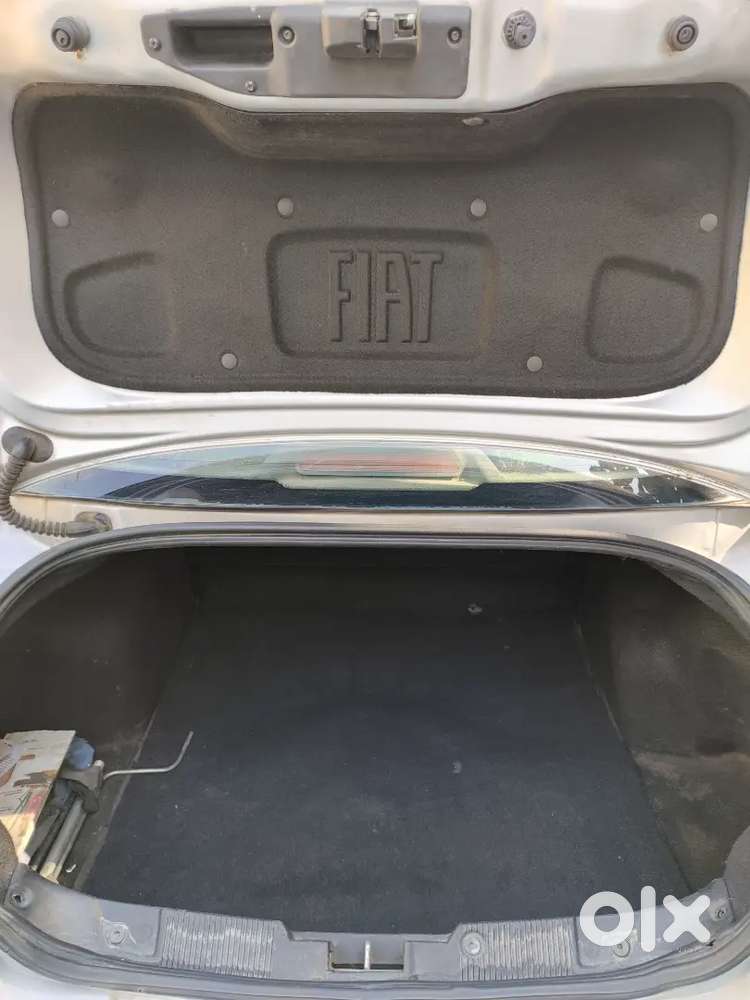 Fiat Linea Emotion Bs4 Petrol Top Model, Rc Renewed, Excellent Condi