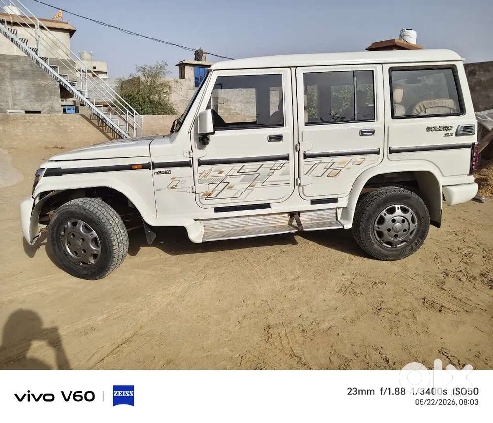 Bolero Zlx 2015 Model All Original Tyre Insurance New