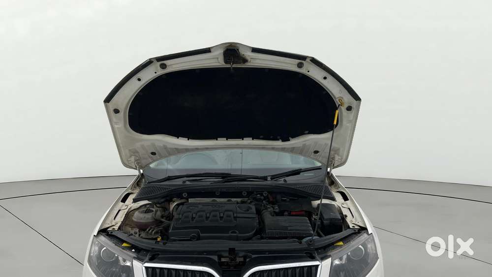 Skoda Octavia Elegance 2.0 Tdi At, 2014, Diesel