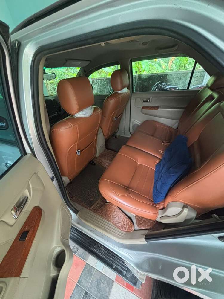 Toyota Fortuner Diesel Manual 2010