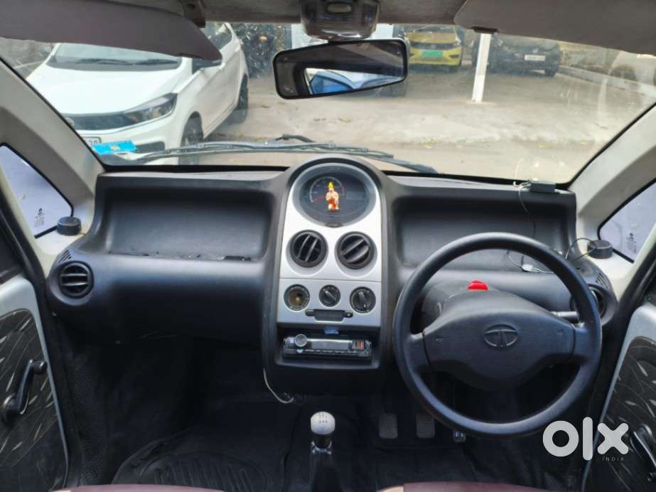 Tata Nano Xe, 2012, Petrol