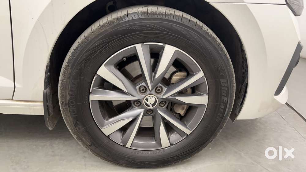 Skoda Slavia Style 1.5l Tsi Dsg, 2022, Petrol