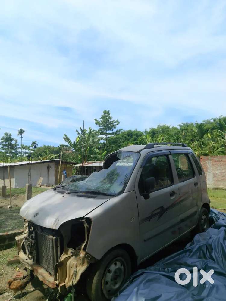 2011 Maruti Suzuki Wagonr Accident But Engine Good Condition( Orginal)