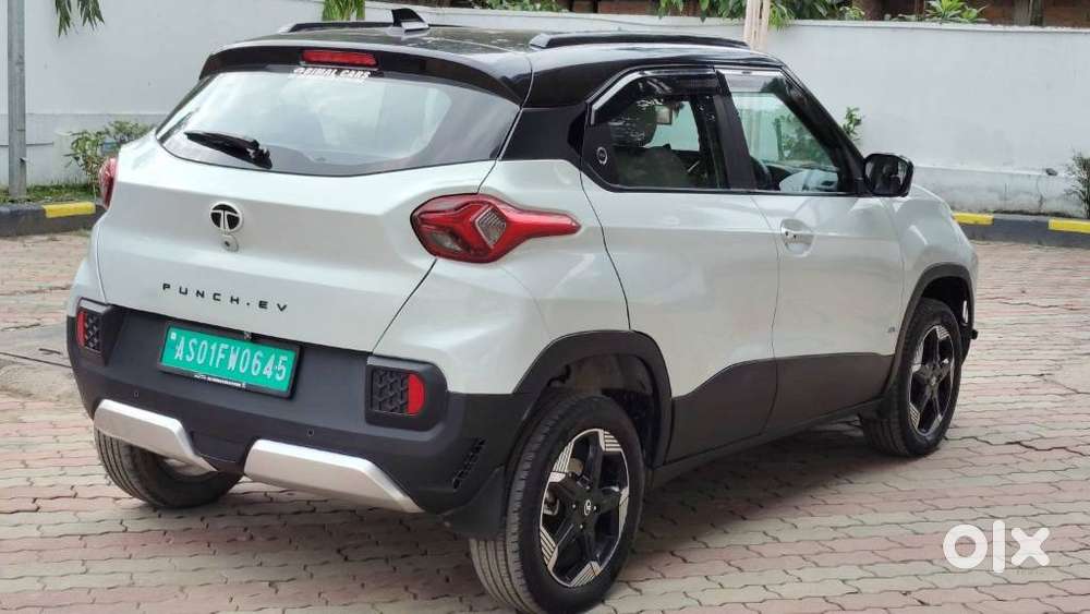 Tata Punch Ev Empowered Plus Lr Ac Fc, 2024, Electric