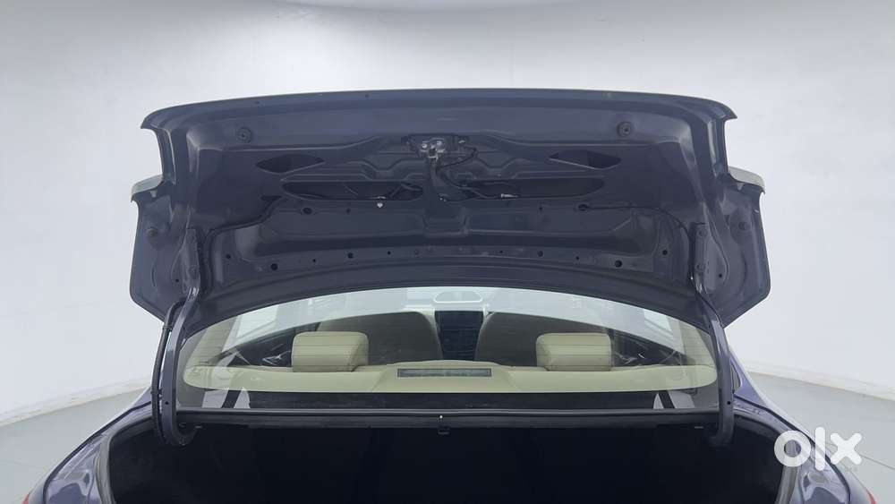 Maruti Suzuki Dzire Zxi Plus Ags, 2024, Petrol